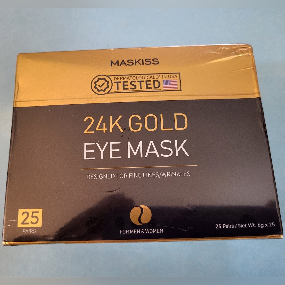 New Box of 25 pairs of 24kt gold eye Masks